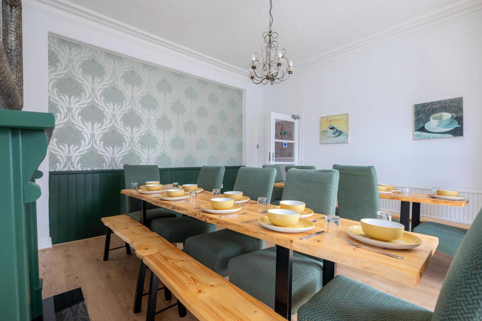 The Cadnant Holiday House Лландидно Экстерьер фото
